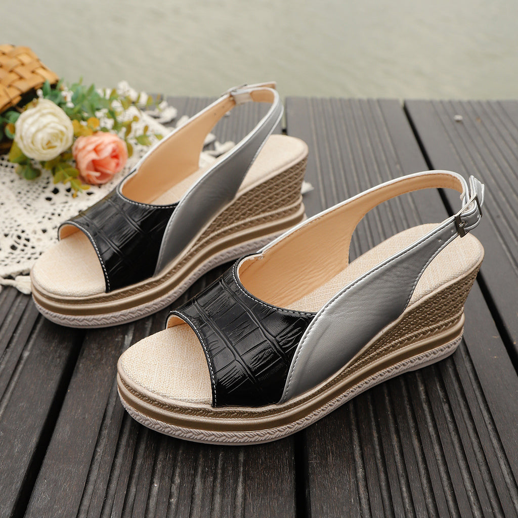 Thick-soled Peep-toe Waterproof Platform Sandals With Buckle Closure