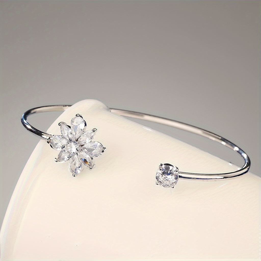 High-end Light-luxury Floral Copper Bangle With Zircon Inlays And An Open Design