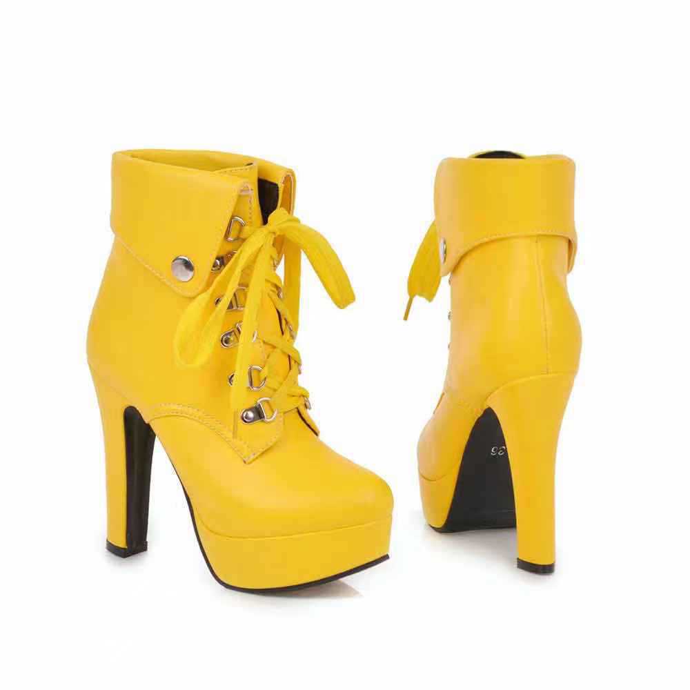 Womens Low-top Studded Height-increasing Dr Martens-style Boots With A Chunky Heel